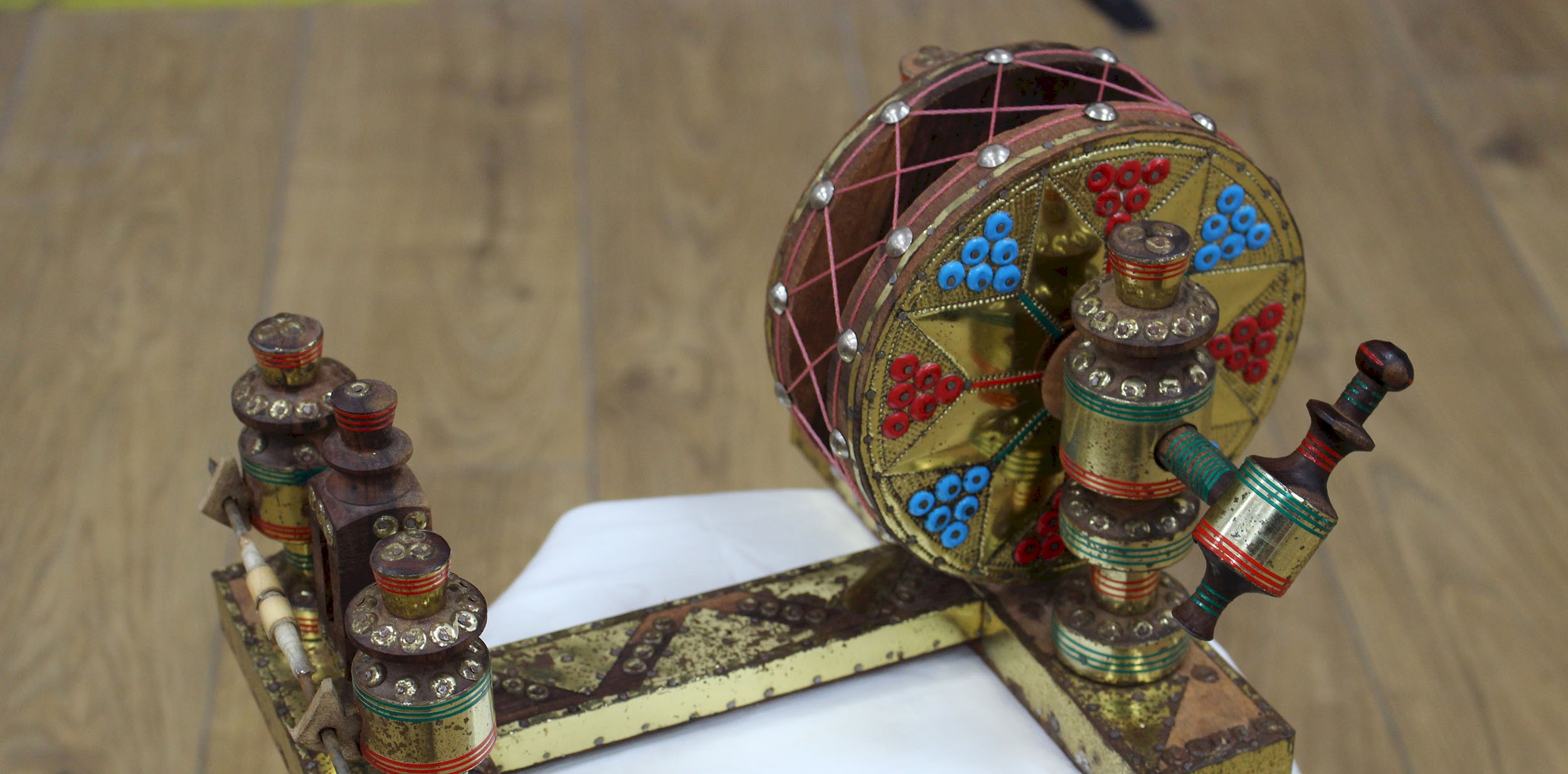 A decorative cotton machine